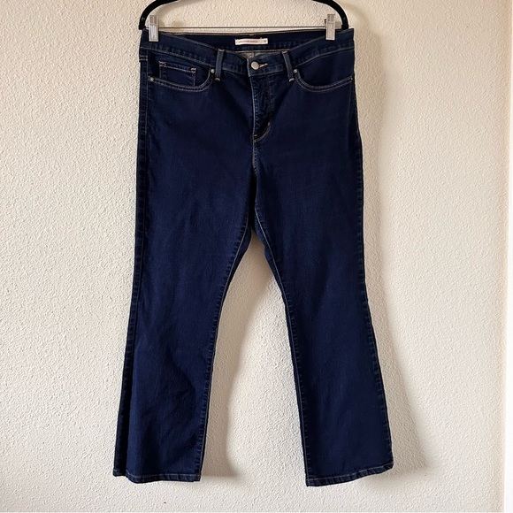 Levis 315 Shaping Bootcut Blue Dark Wash Jeans  Women Sz 32 - Picture 2 of 10